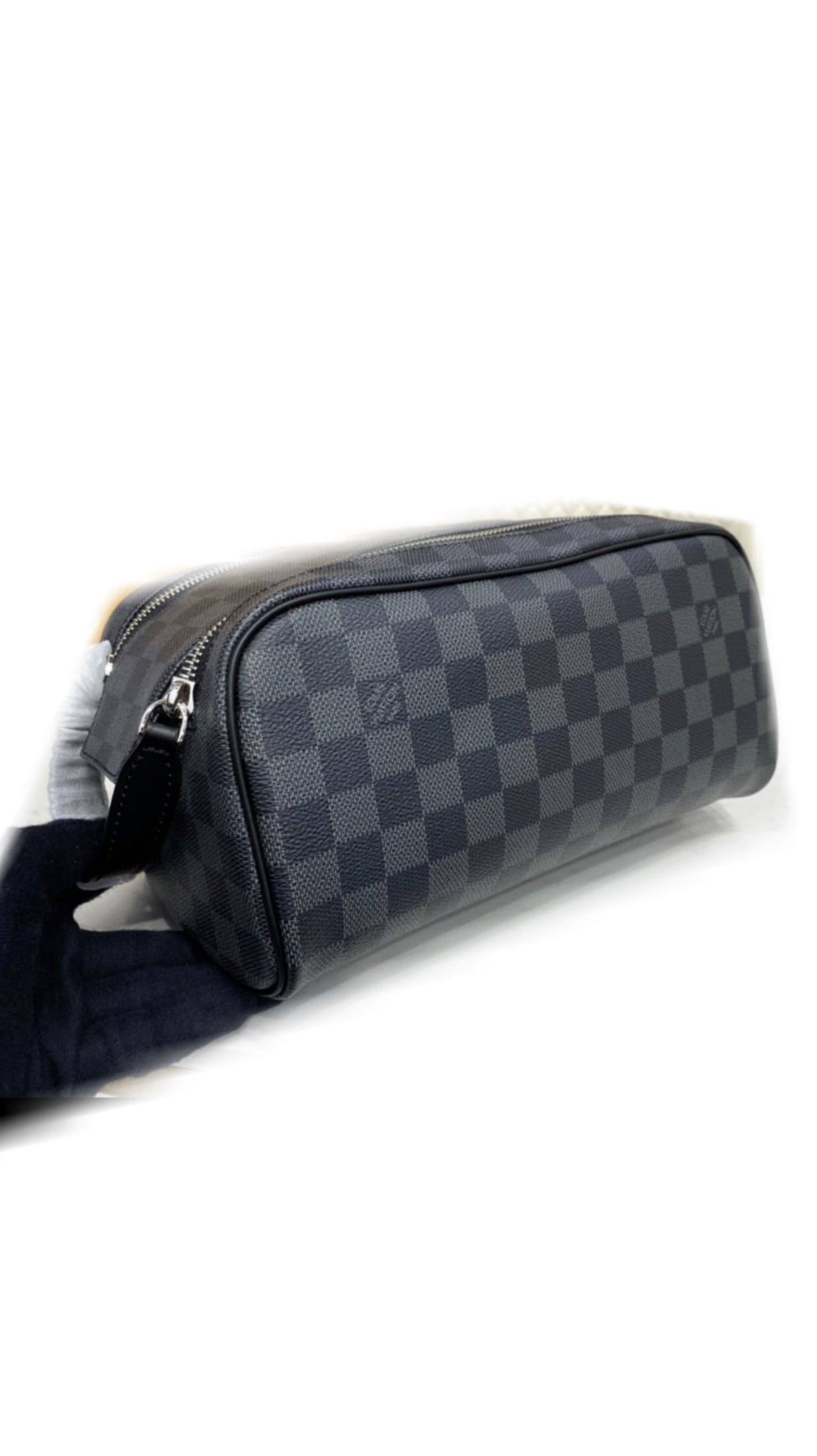 Pochette Louis Vuitton Toiletry 26 Damier Graphite Canvas